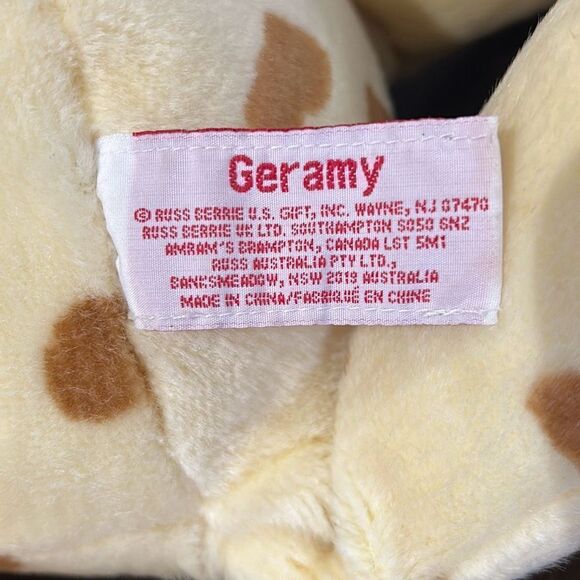 Geramy Russ Plush Giraffe Stuffed Animal Hearts - Picture 3 of 6